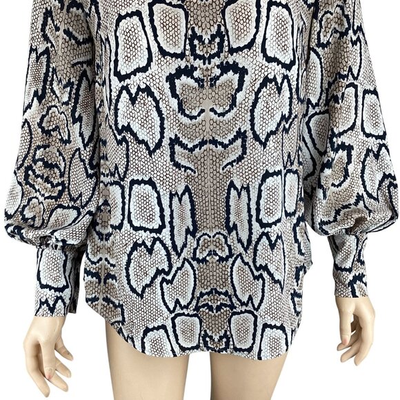 Cabi Top Blouse Size XS Xsmall Serpentine SnakePrint Blouse Wide Cuff Long Sleev - Picture 6 of 8